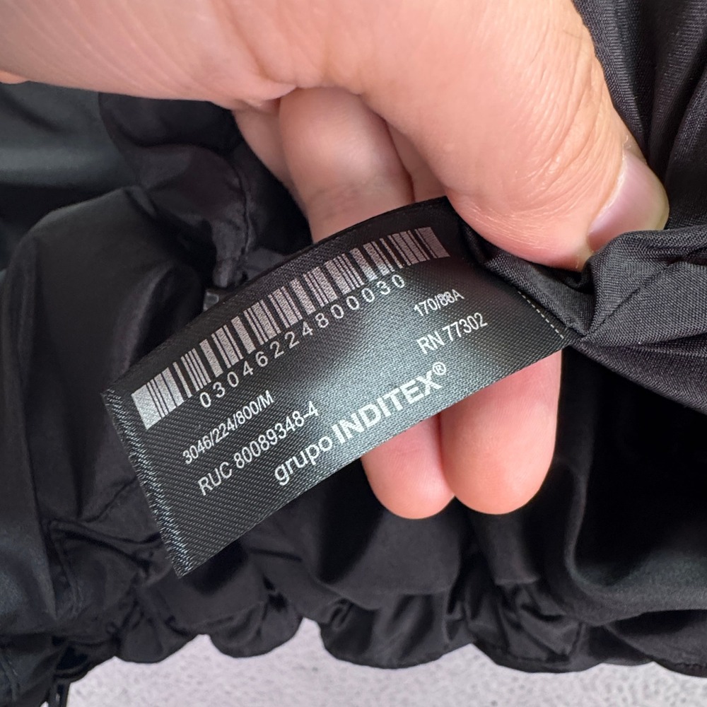 Zara Puffer Vest Womens M Black Water Repellent‎ Windproof Outdoor Layer Basic - Picture 7 of 13